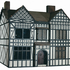 Victorian Doll's House