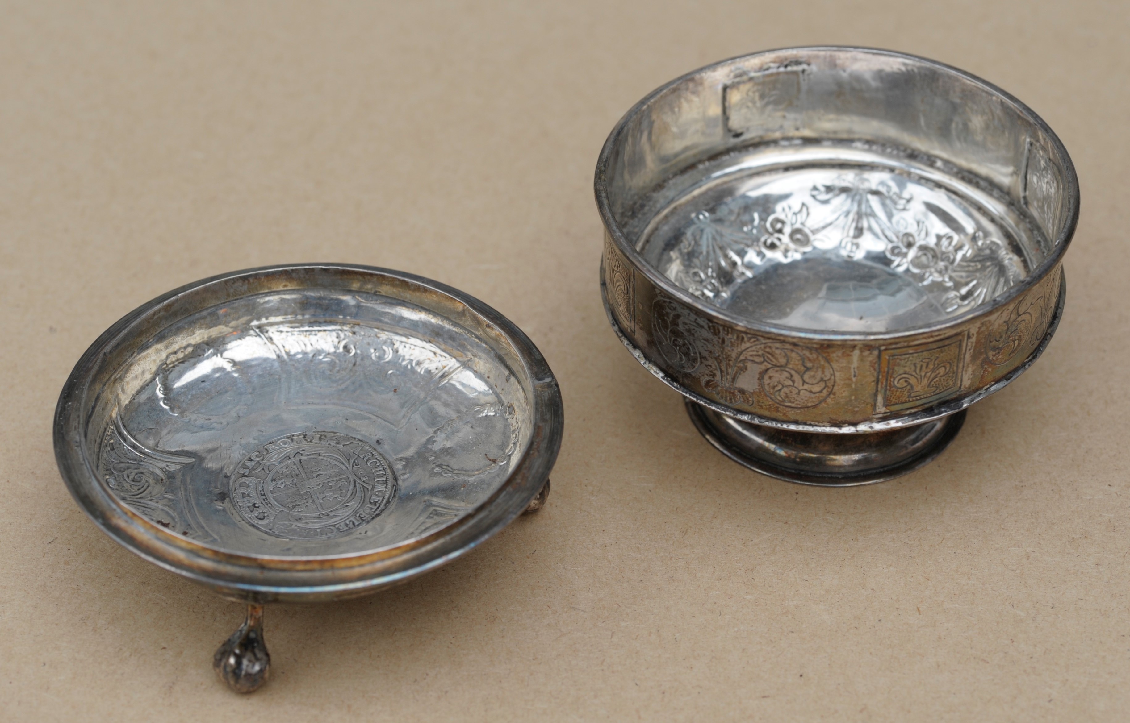 Silver bowl and its stand which belonged to Felix Yaniewicz.
