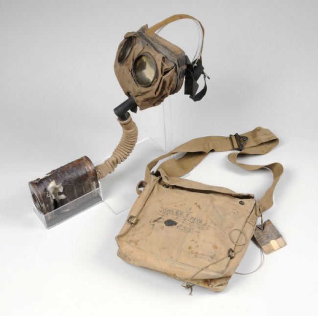 First World War gas mask, or 'small box respirator', which belonged to Captain G. W. A. Park of the East Yorkshire Regiment