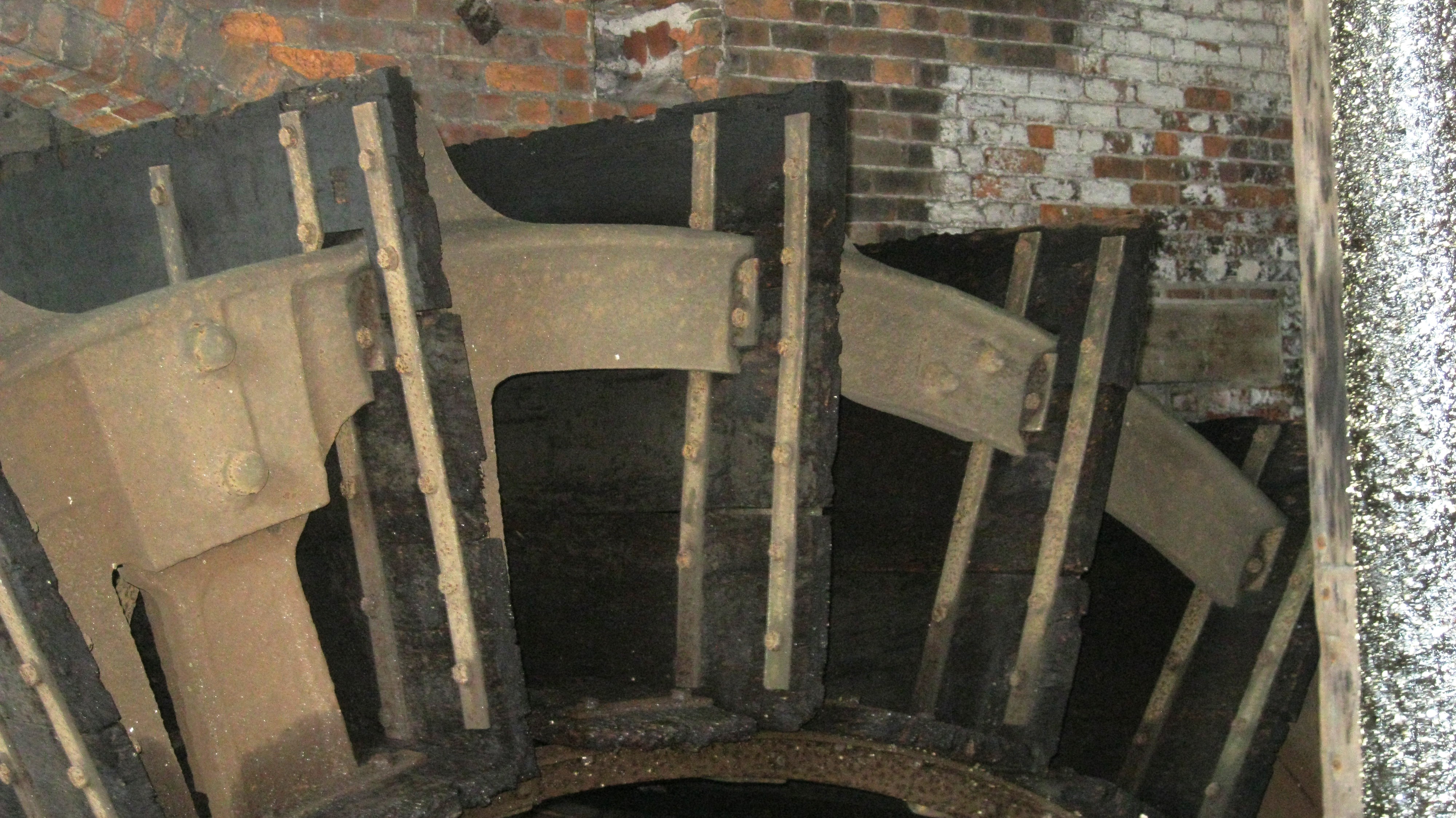 Water Wheel at Thwaite Watermill, Leeds