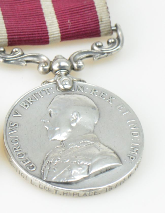 WW1 silver medal with burgundy and white ribbon