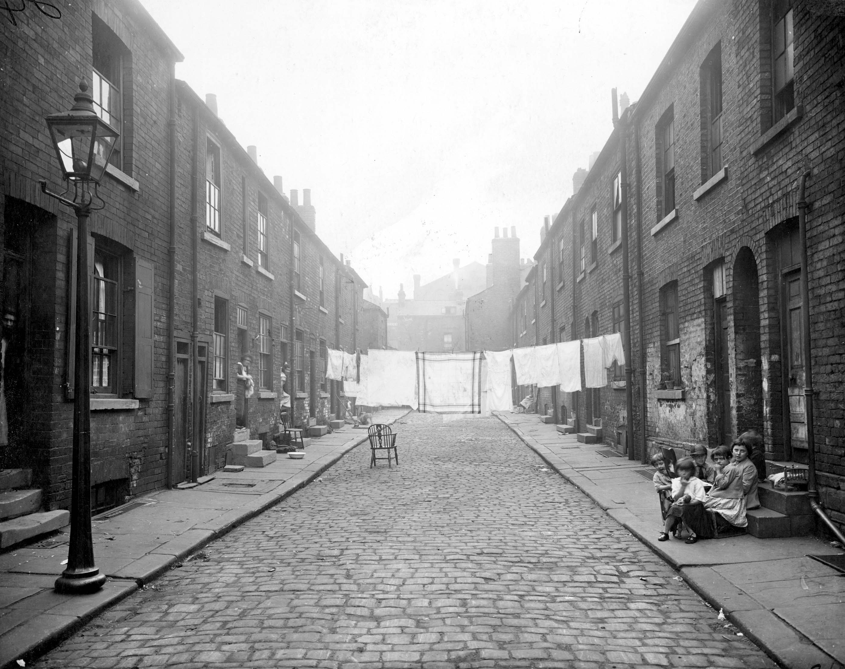 Street View of Back-to-Back Terraced houses in Leeds
